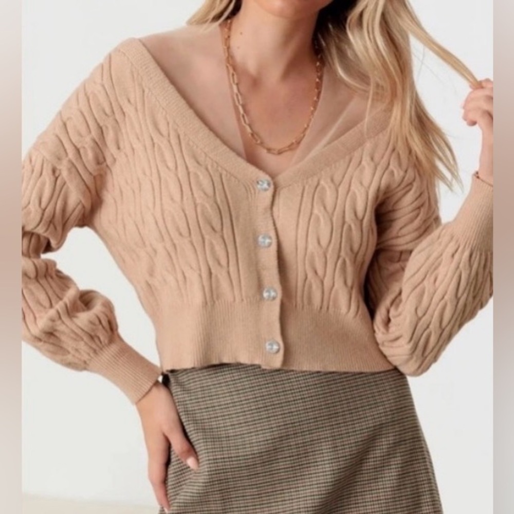 Elegant Beige Cable Knit Cardigan